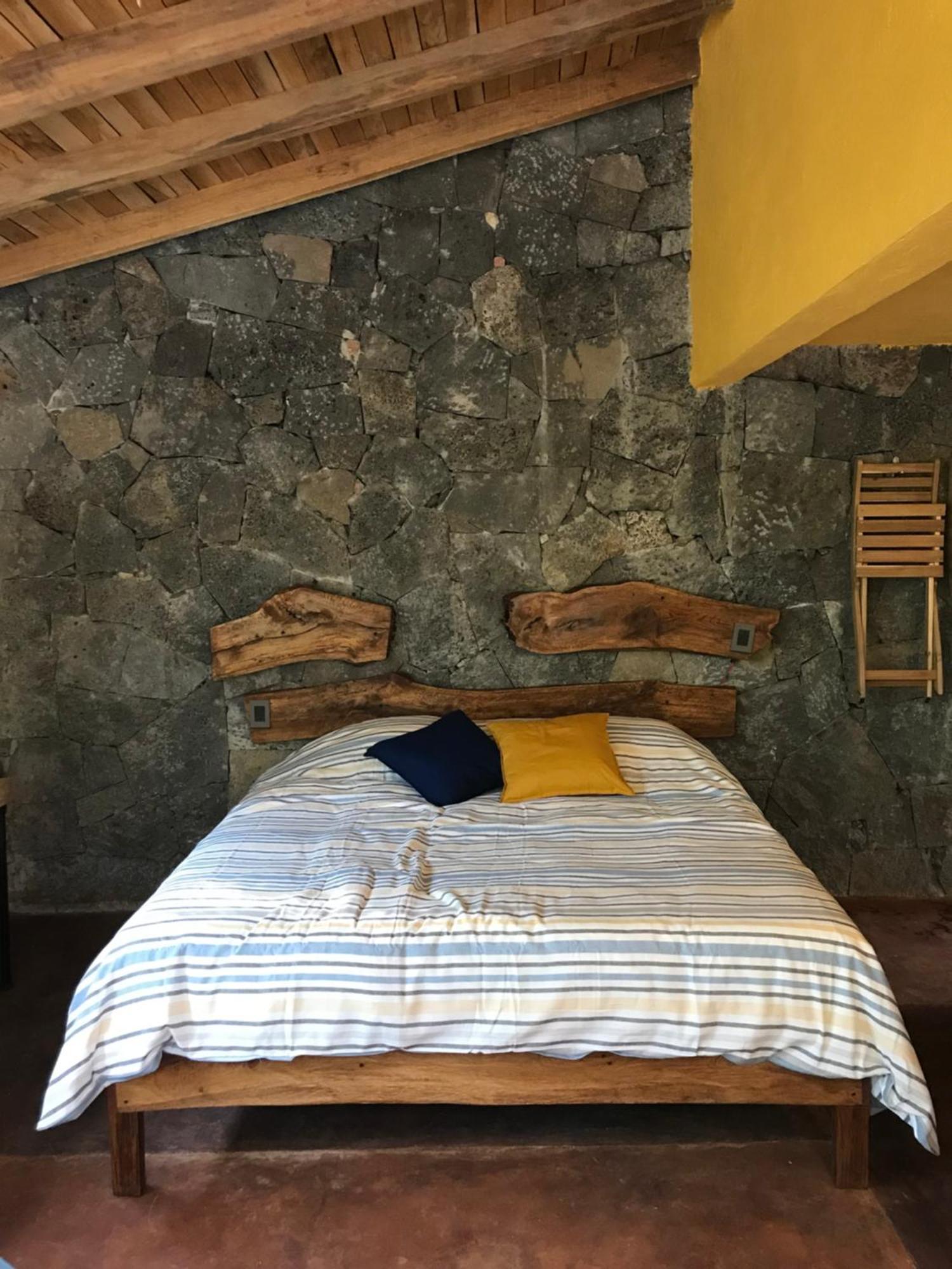 La Cabana Azul Al Fondo Del Bosque De Тепостлан Экстерьер фото