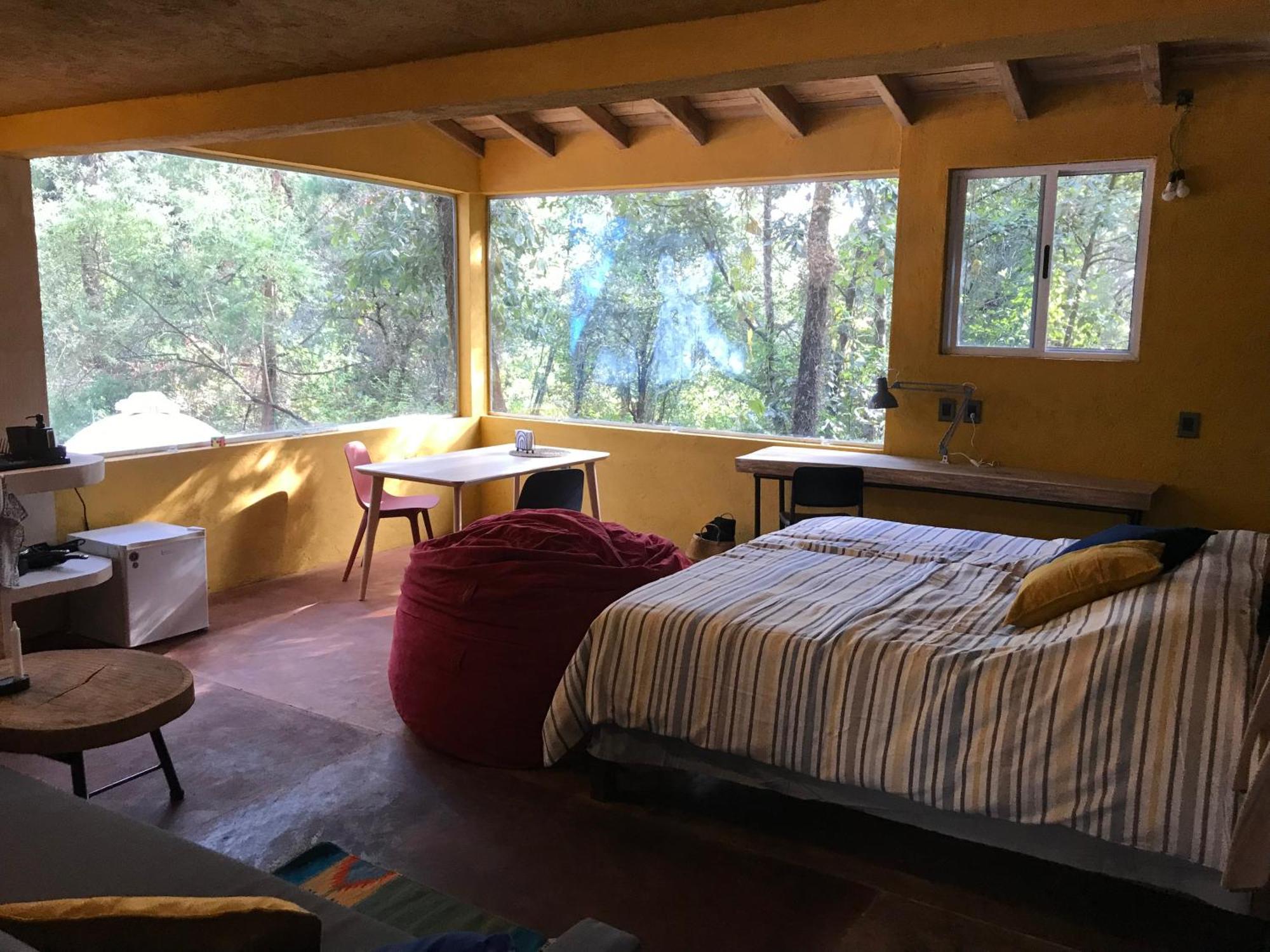 La Cabana Azul Al Fondo Del Bosque De Тепостлан Экстерьер фото